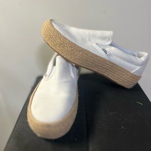 VANS *NWOT* White Linen Platform ULTRACUSH Espadrille